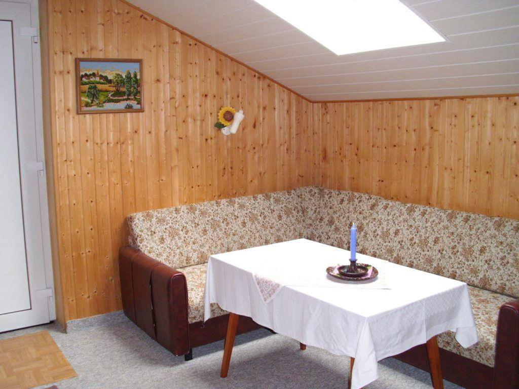 Ferienwohnung-Stegmann room 2